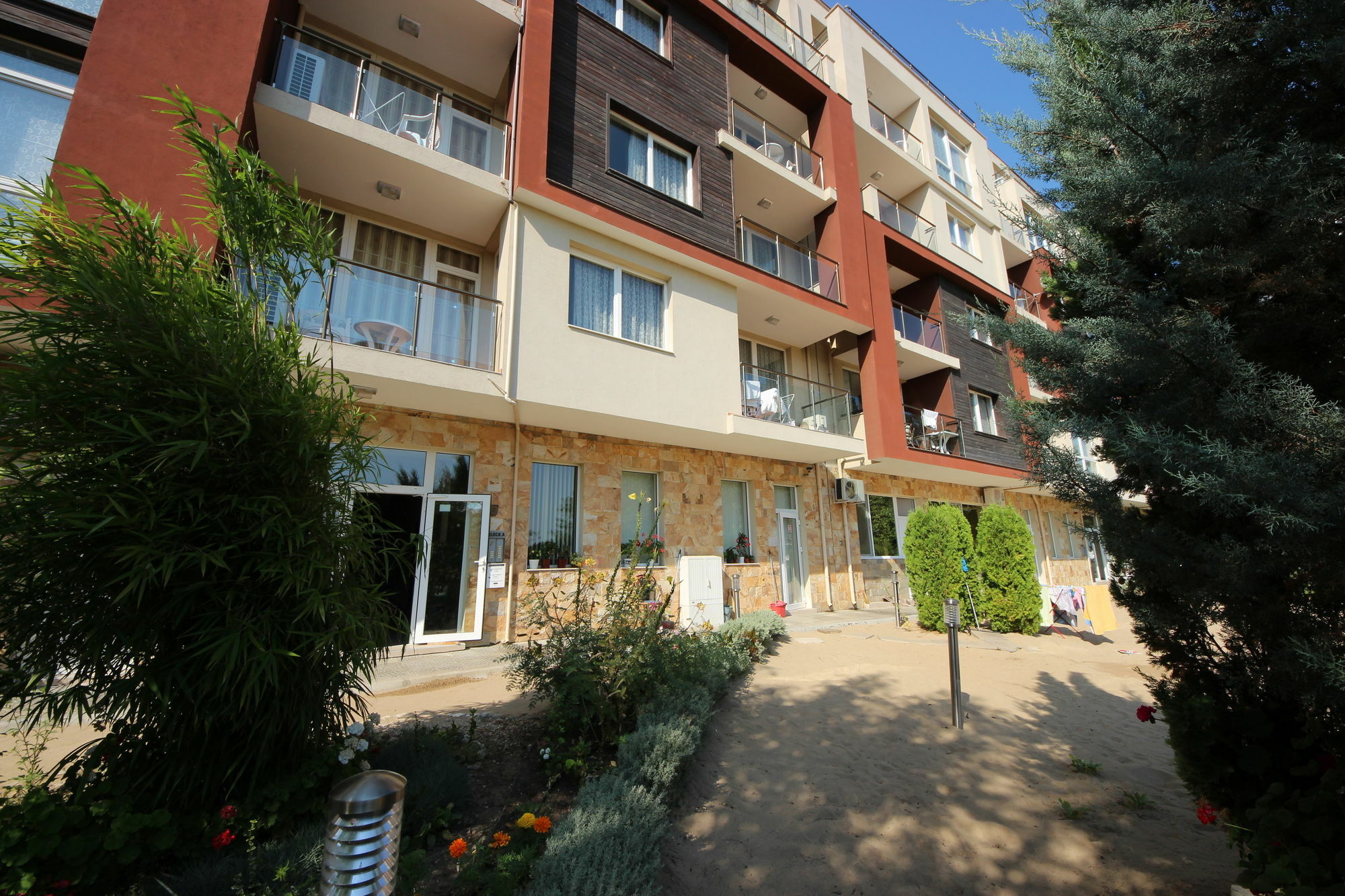 Menada Dune Residence Apartments Pantai Sunny Bagian luar foto